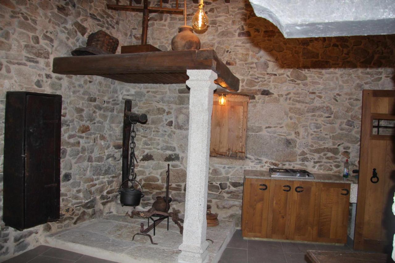 O Muino Casa Ferrador Ribeira Sacra Lejlighed Barantes Eksteriør billede